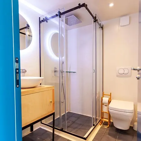 Toni Retzo * Himarë