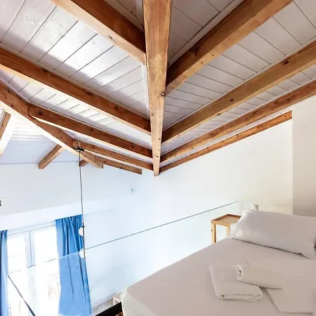 Otel Toni Retzo Himarë