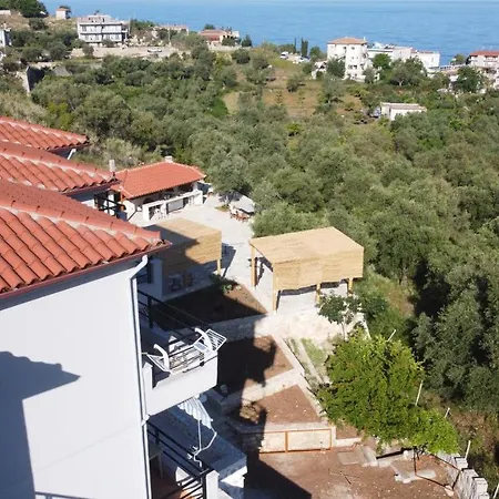 Toni Retzo Hotel