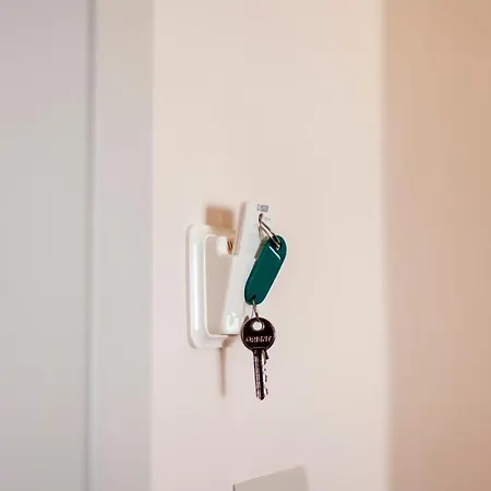 Toni Retzo * Himarë