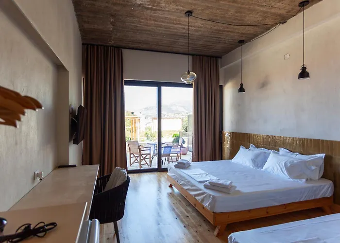 Toni Retzo Hotel